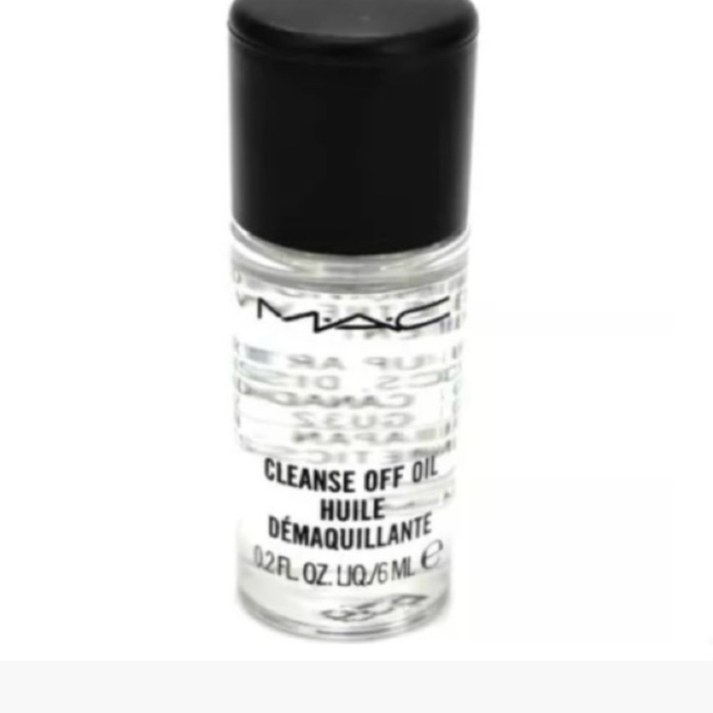 Mac Cosmetics - Picture 7 of 8